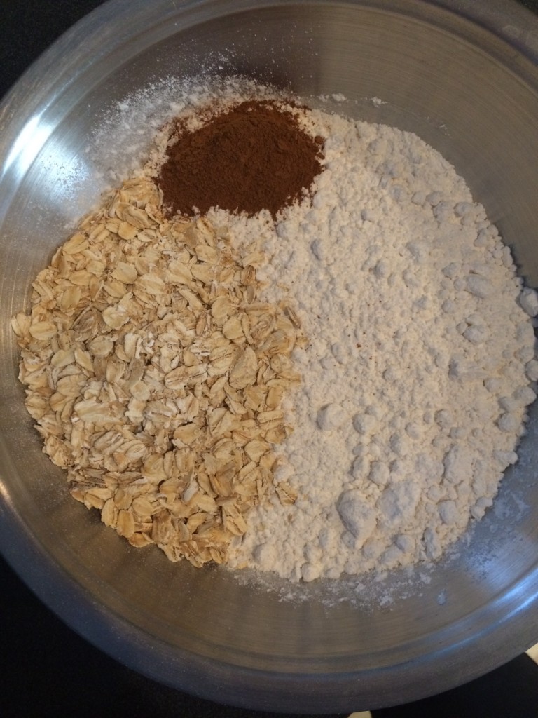In a different bowl mix 1/2 cup rolled oats, 3 cups flour and 2 teaspoons of cinnamon